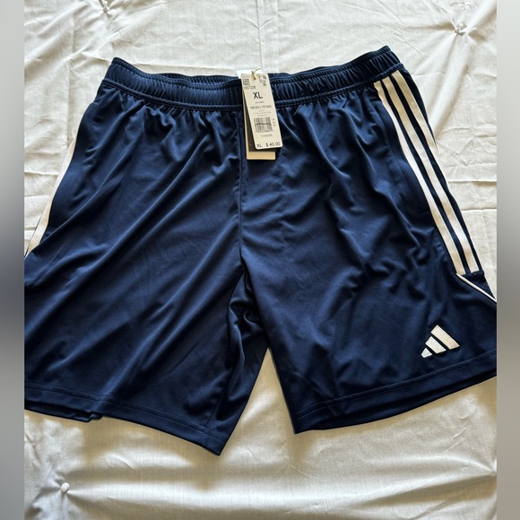 AEROREADY Training Shorts - Picture 1 of 6